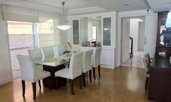 Imagem 3: Casa com 7 dorm, 5 Suítes, 460m² por R$ 2.500.000,00 - Parque São Jorge, Florianópolis