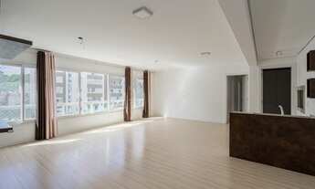 Imagem 2: PORTO ALEGRE - Apartamento Padrão - Menino Deus