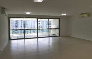 Imagem 5: Apartamento para venda com 237 metros quadrados com 4 quartos