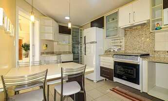 Imagem 3: Porto Alegre - Casa Padrão - Tristeza