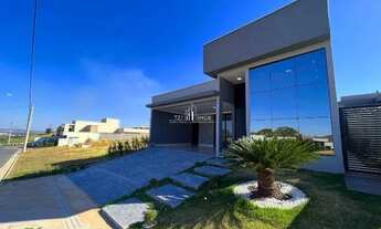 Imagem 2: Casa Térrea com 3 suítes no condomínio Jardins Nápoles, Senador Canedo-GO