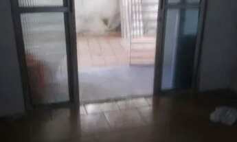 Imagem 4: Casa proxima a lagoa do araca