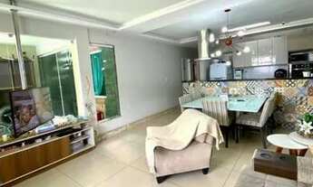 Imagem 2: Casa à venda no Bairro Jabotiana, com sala elegante e 4 quartos - Confira!