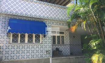 Imagem 2: AMPLA CASA 5 QUARTOS NO FONSECA