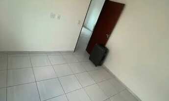 Imagem: Quarto com banheiro individual em João