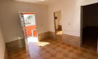 Imagem 5: Vendo ou Alugo] - Casa Grande com 3 Quartos em Bonsucesso - Rio de Janeiro/RJ