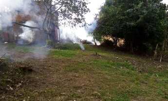 Imagem 3: Casa e lotes Casa com 3 dormitórios