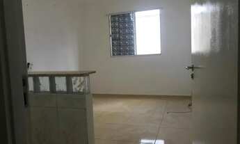 Imagem: Alugo apartamento com 2/4 no cond. Terra