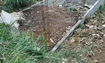 Imagem 4: Terreno c casa Casa com 3 dormitórios