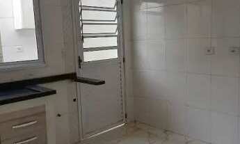 Imagem 4: Casa para venda de 100 m com 3 suítes, churrasqueira, portão automático e 1 vaga na Vila C