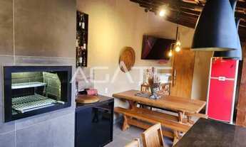 Imagem 3: Agatê Imóveis vende Maravilhosa Casa Linear totalmente reformada de 270 m² - Camboinhas