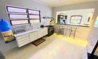 Imagem 7: Casa com 3 quartos sendo uma suíte com piscina e churrasqueira próximo a praia das Astúria