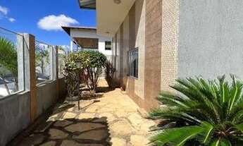 Imagem 3: Oportunidade Casa na Vicente Pires com 7 Suítes Rua 06