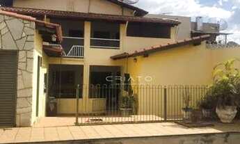 Imagem: Casa com 4 dormitórios à venda, 318 m²