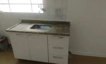 Imagem 5: Aluga-se Casa com quarto, sala e cozinha integrada. Com garagem