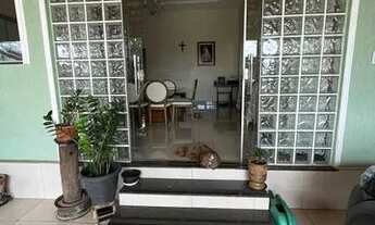 Imagem: Casa para venda com 5 quartos em Colônia