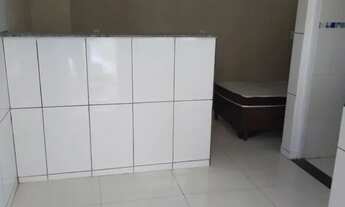 Imagem 3: Aluga quitinete pequena fasio aseso ao brt