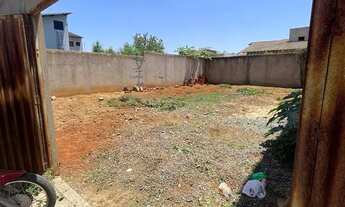 Imagem: Vendo lote no bairro Canelas