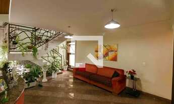 Imagem 2: Casa à Venda - Castelo, 4 Quartos, 300 m2