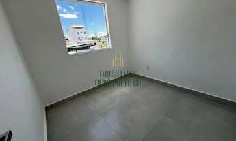 Imagem 5: Casa Duplex Geminada - 2 Quartos - Banho Social - Área Privativa - 2 Vagas - 58m² - Bairro