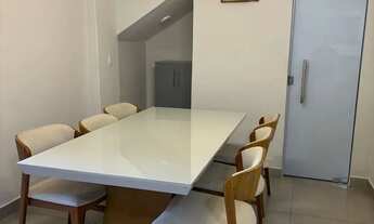 Imagem 5: Casa para venda possui 340 metros quadrados com 5 quartos