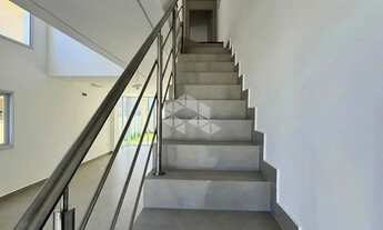 Imagem 7: Casa 3 Dormitórios sendo 1 suíte, 1 vaga de garagem no bairro Campeche, em Florianópolis/S