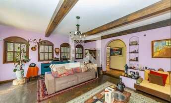 Imagem 2: Casa à Venda - Vila Paris, 5 Quartos, 316 m2