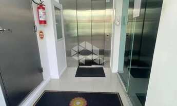 Imagem 7: Apartamento com 2 dormitórios sendo 1 suíte e 2 vagas de garagem em Itapema