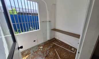 Imagem 7: Térrea para aluguel e venda com 243 metros quadrados com 5 quartos em Guanandi - Campo Gra