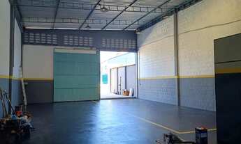 Imagem 3: Galpão para Venda em Camaçari, PoloPlast, 1 banheiro