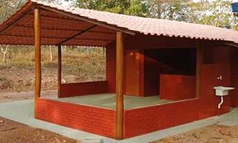 Imagem: Chácara com rancho e córrego no fundo