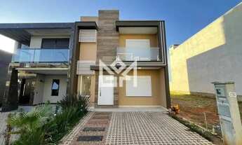 Imagem 2: Casa Nova em Condomínio Nobre com Infraestrutura Completa e Acesso Facilitado