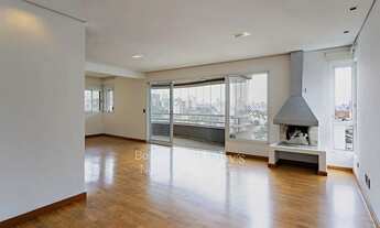 Imagem 5: Apartamento com vista para o bairro em região desejada