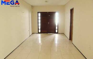 Imagem 4: Casa com 3 dormitórios à venda por R$ 230.000,00 - Tiradentes - Juazeiro do Norte/CE