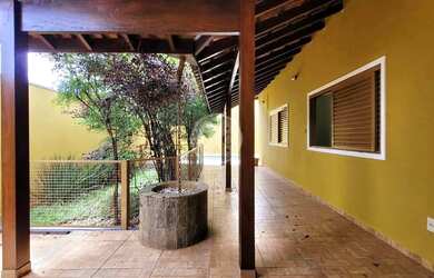 Imagem 7: Casa térrea com 4 Quartos para Alugar, 220m² - Lagoinha