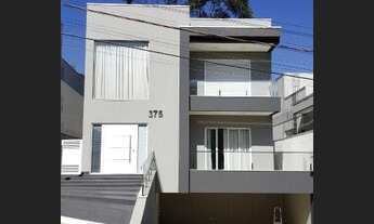 Imagem: Casa Moderna Com Piscina no condomínio