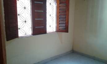 Imagem 3: Casa com três quartos a venda no Jereissati I em Maracanaú