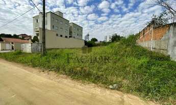 Imagem 3: Amplo terreno Terreno / lote com venda por R$500.000