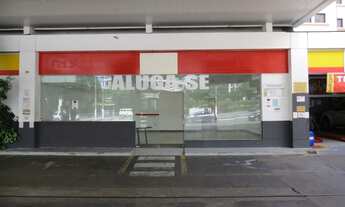 Imagem 2: Loja dentro de posto na R. Sena Madureira - São Paulo - SP