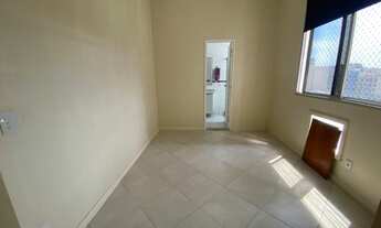 Imagem 7: Belissimo apartamento baixou o valor com 3 quartos 1 Suite-TIJUCA