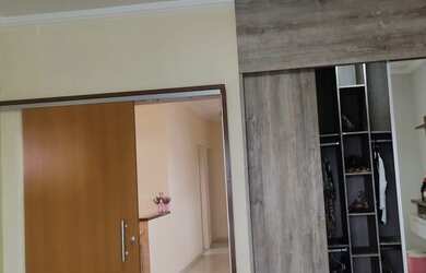 Imagem 7: Casa no Sim com 2 pavimentos