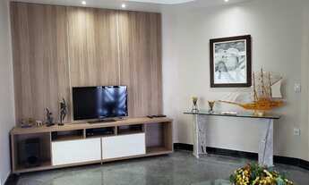 Imagem 6: Casa de condomínio para venda possui 180 metros quadrados com 5 quartos