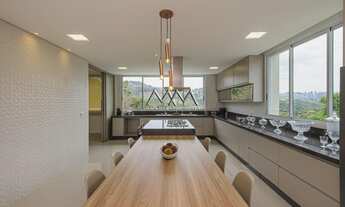 Imagem 6: Casa para Venda no Condomínio Vila Alpina com 4 quartos - 432m² área construída