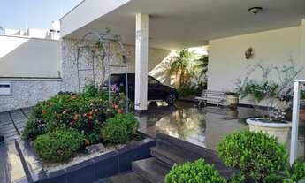 Imagem 2: Belíssima casa à venda, no centro de Santa Bárbara/SP com 313 m2 de construção e terreno d