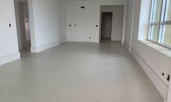 Imagem 3: Apartamento para venda tem 173 metros quadrados com 3 quartos em Jardim Virgínia - Guarujá