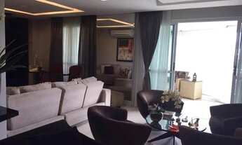 Imagem 4: Apartamento para aluguel possui 245 metros quadrados com 4 quartos em Adrianópolis - Manau