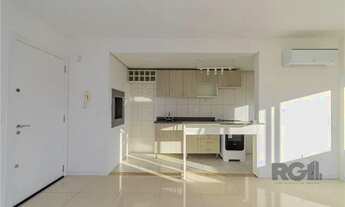 Imagem 4: Apartamento de dois dormitórios, suíte e uma vaga de garagem no bairro Rio Branco em Porto