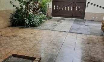 Imagem 5: CASA DUPLEX COM 3 QUARTOS SENDO 2 SUÍTES A VENDA NO BAIRRO EXTENSÃO DO BOSQUE EM RIO DAS O