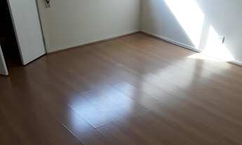 Imagem 2: Ao lado do metrô Paraíso