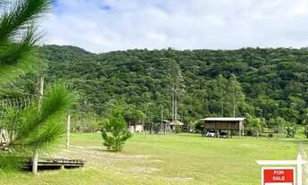 Imagem 7: Fazenda/Sítio/Chácara para venda com 24 mil metros quadrados, tem Lagos, Tirolesa, casa